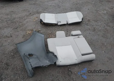 2015 Toyota Corolla Le z USA, uszkodzony, nr VIN 2T1BURHE2FC315480